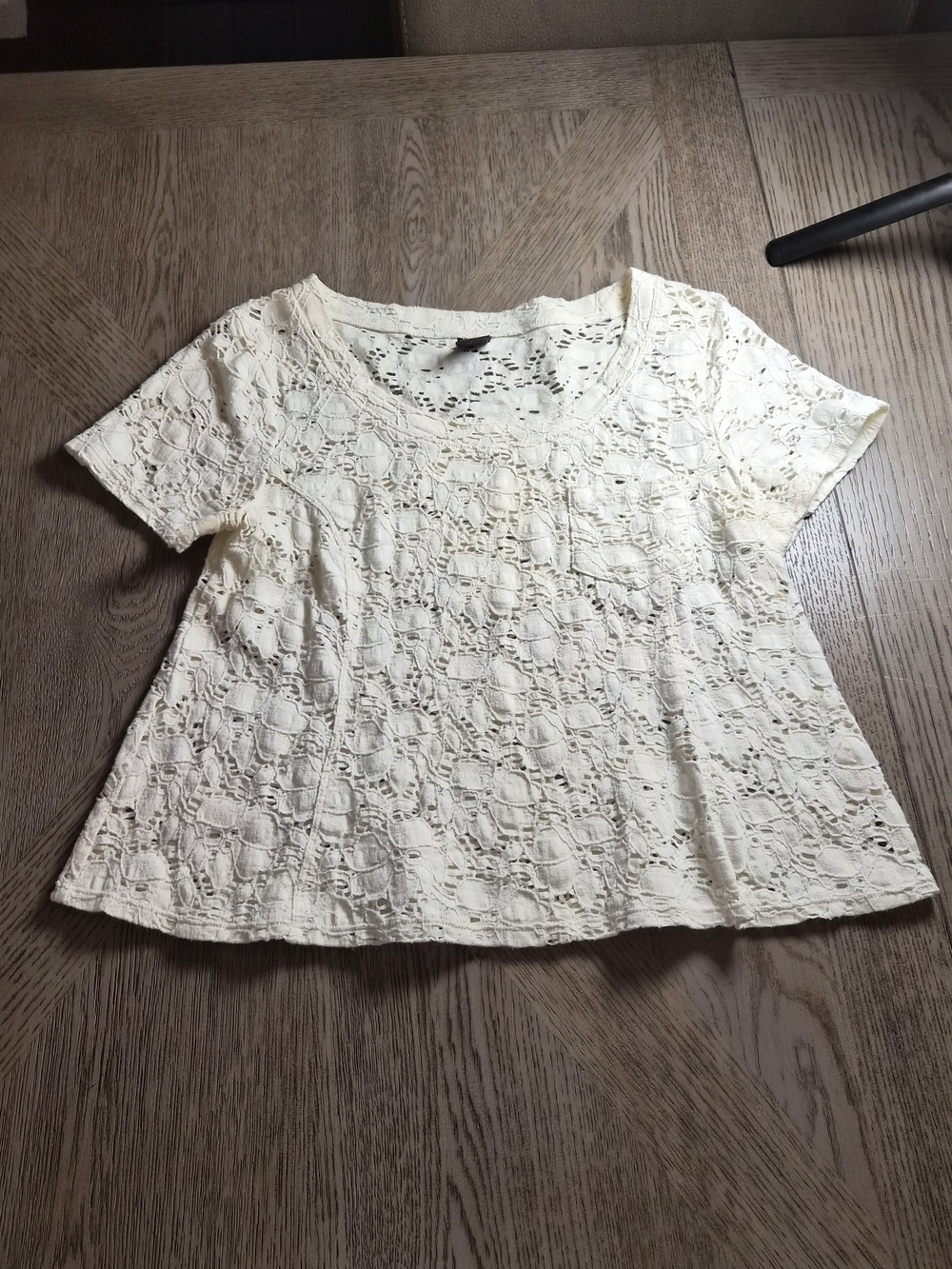 Free People Cream Lace Short Sleeve Scoop Neck Top